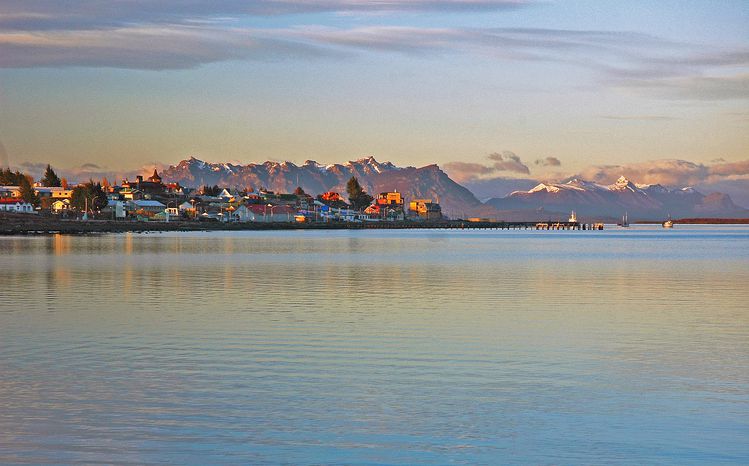 puerto natales airport