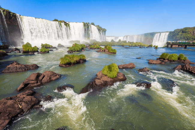 how to get to iguazu falls